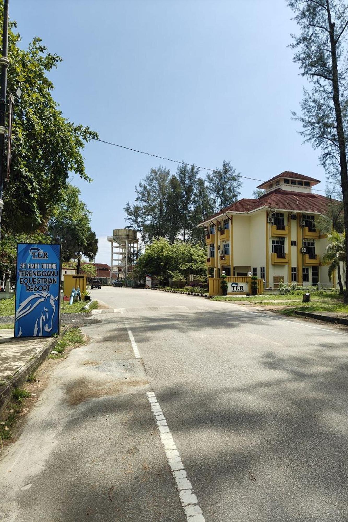 Terengganu Equestrian Resort Kuala Terengganu Extérieur photo